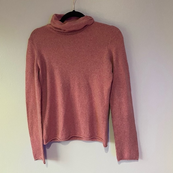 J Crew Pink Turtleneck Super Soft - Picture 3 of 5